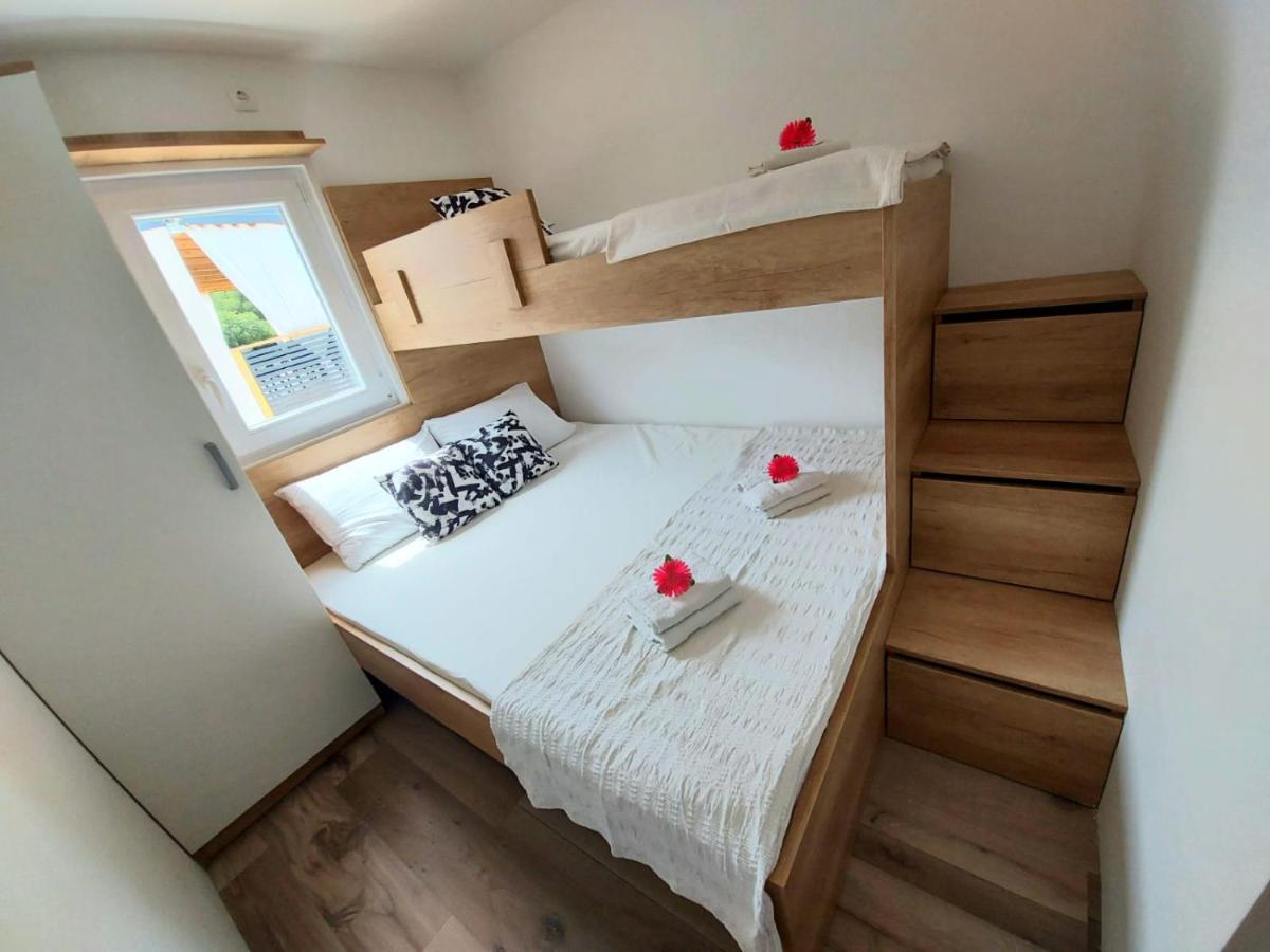 Mobile Homes Charly Tisno Eksteriør billede
